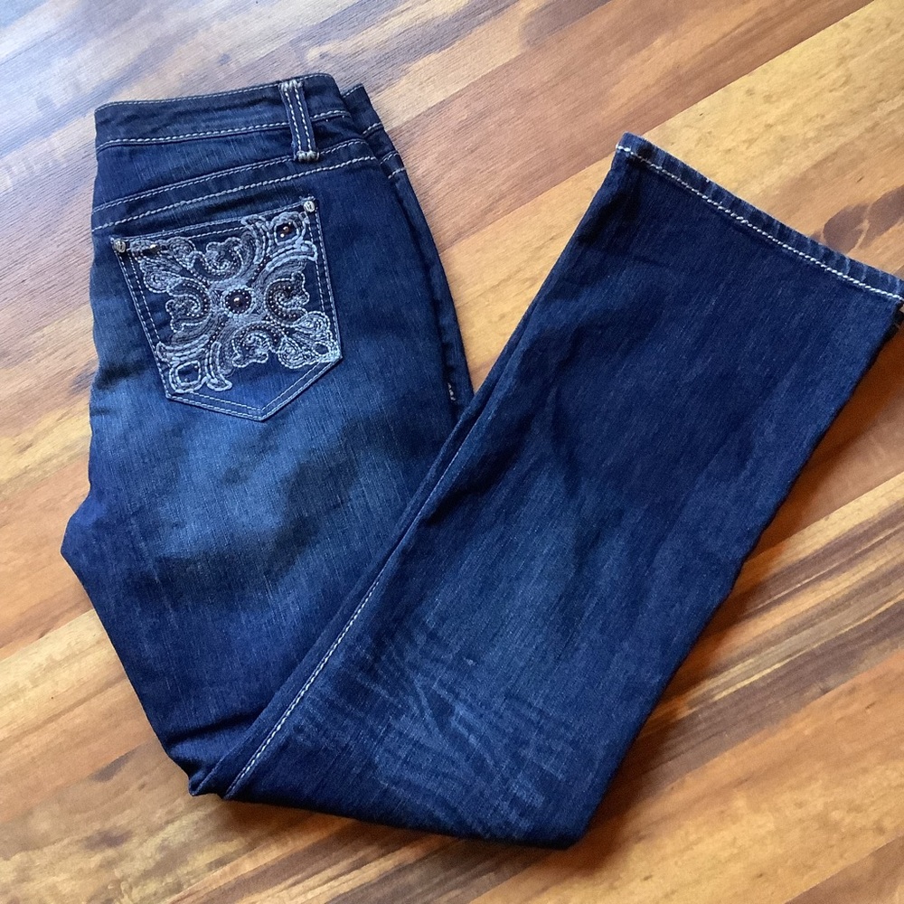 Nine West Size 8 blingy bootcut jeans